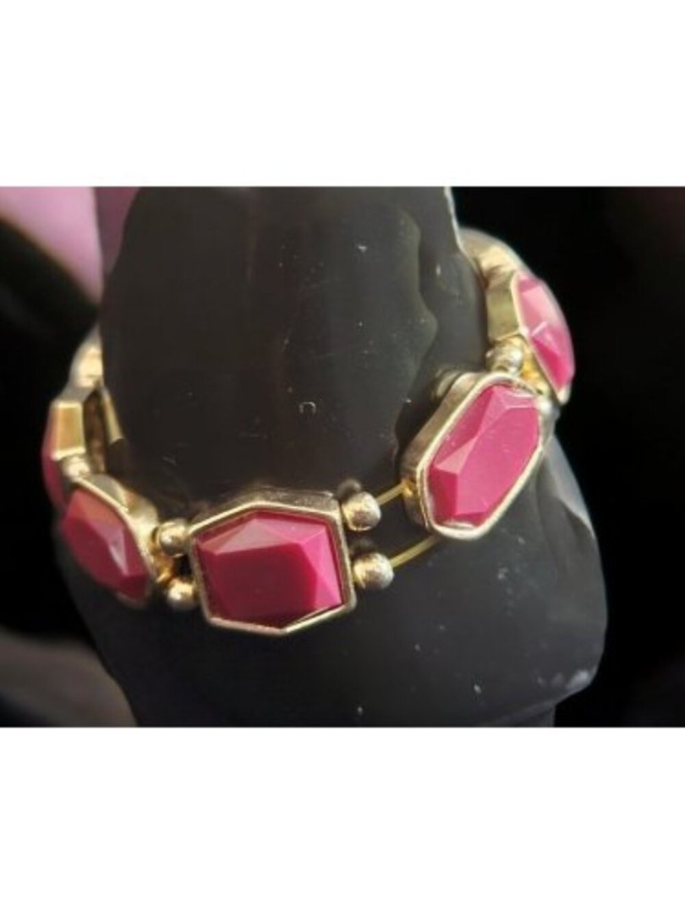 Vintage AVON Goldtone and Deep Red Acrylic Beading Stretch Bracelet
